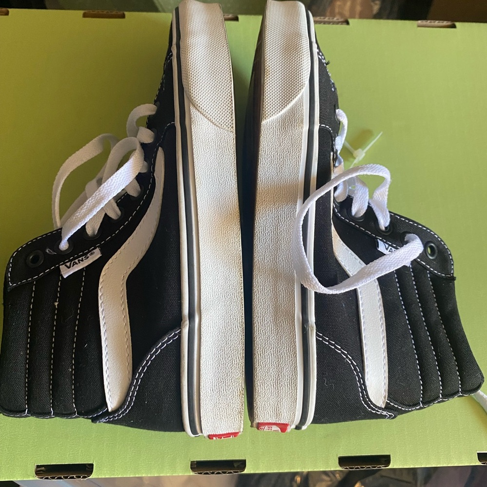 Unisex child Vans Classic Black and White High-Tops 5.5 - Picture 9 of 11